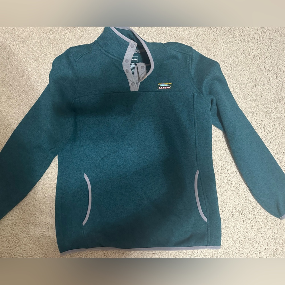 Women’s LL bean pullover